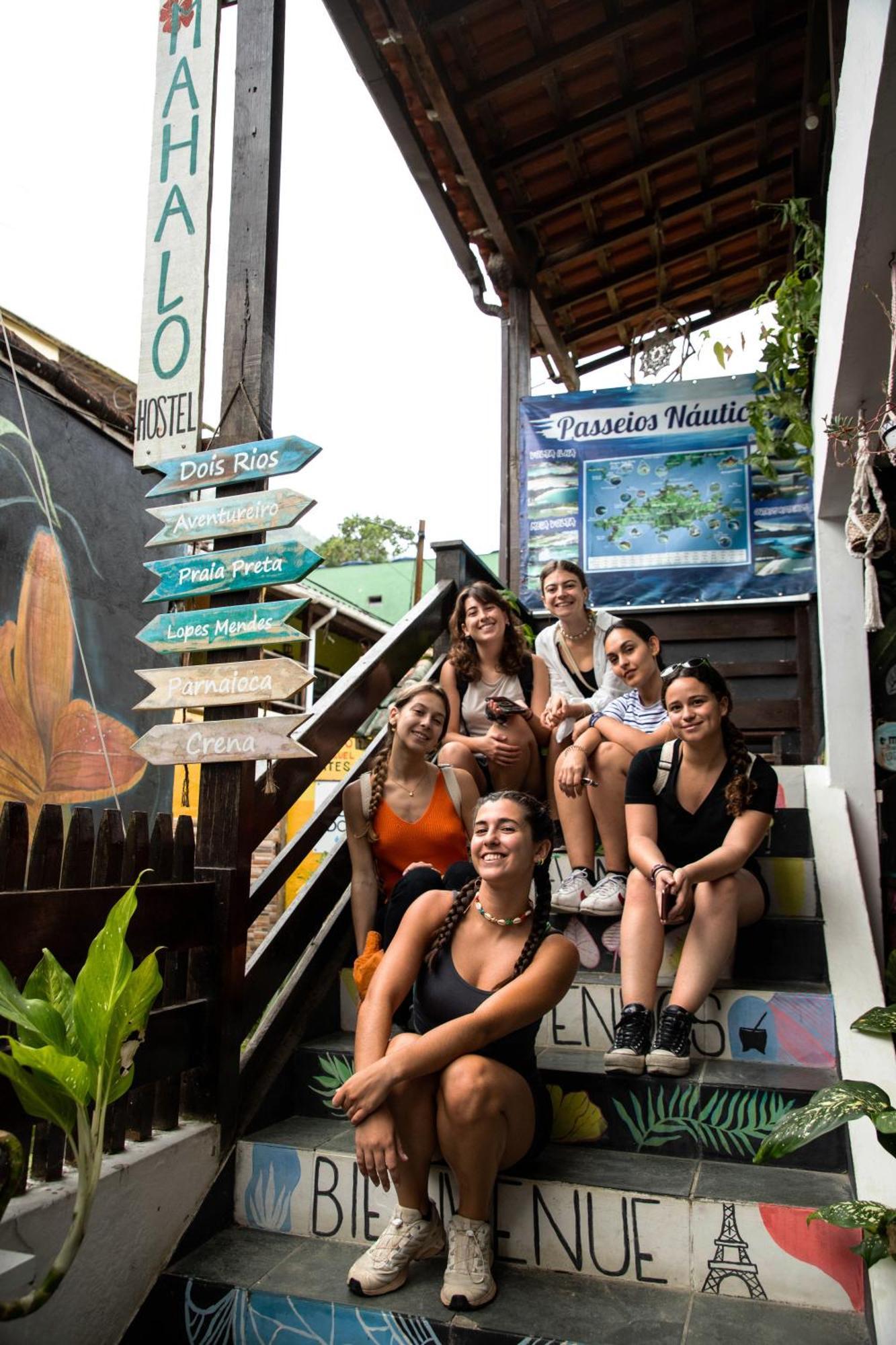 Mahalo Hostel Abraão Extérieur photo