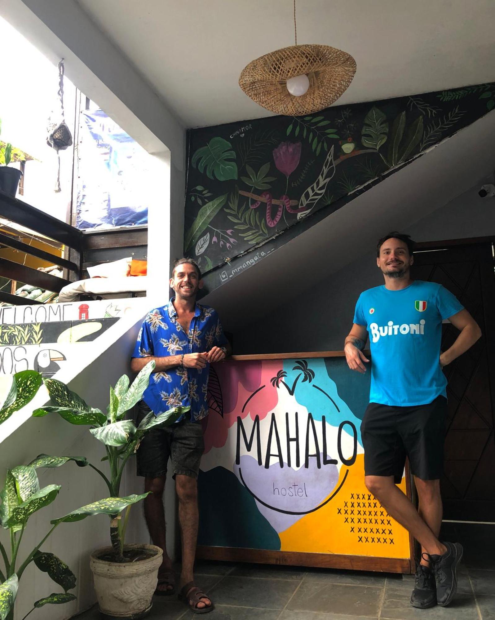 Mahalo Hostel Abraão Extérieur photo